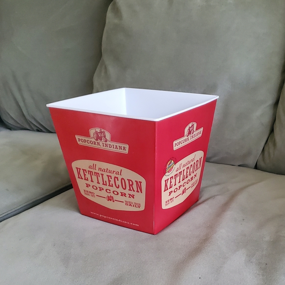 Indiana Popcorn trash bin